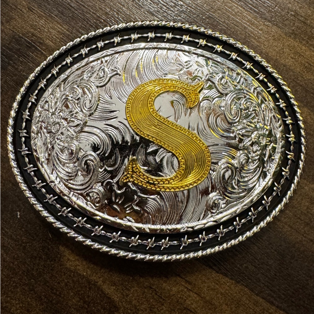 Monogram 'S' Floral Engraved Western Belt Buckle in Silver & Gold